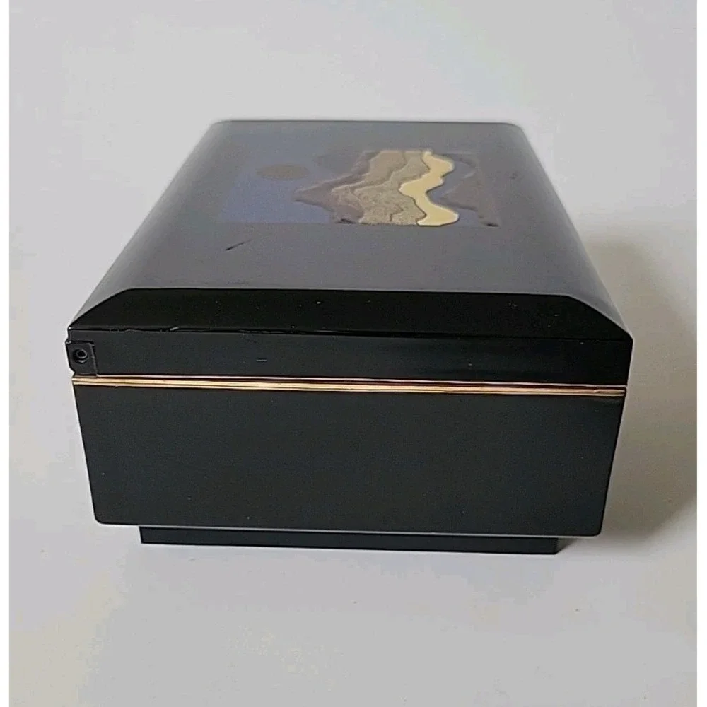 Otagirl‎ Vintage 80s Lacquard Rectangular Musical Jewelry Box Moonlight Sonata